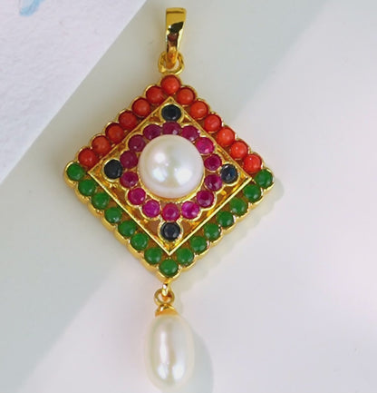 Multicolor Freshwater Pearl Locket