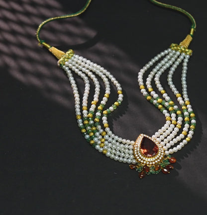 Radiant Pearl Emerald Stone Choker