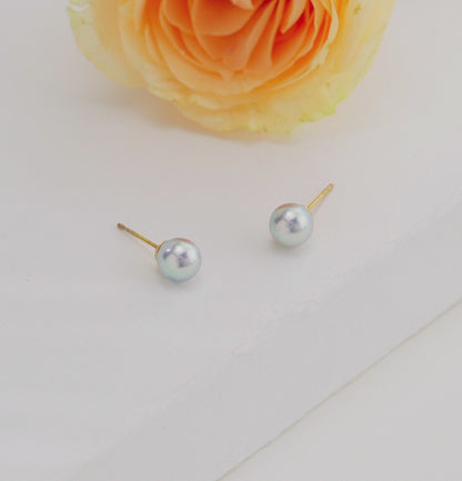 7.0-8.0mm Grey Round Akoya Saltwater Pearl Stud Earrings