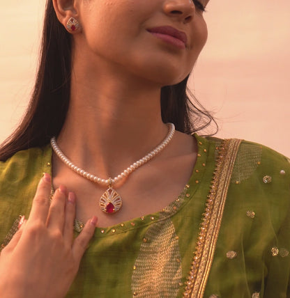 Stunning Red Stone Freshwater Pearl Necklace Set