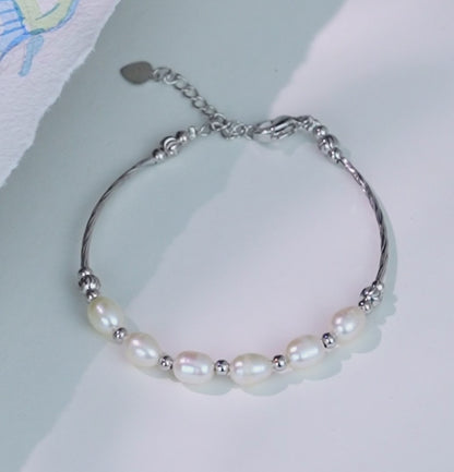 Simple White Freshwater Pearl Bracelet