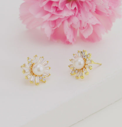 Glamour White Stone Freshwater Pearl Stud Earrings