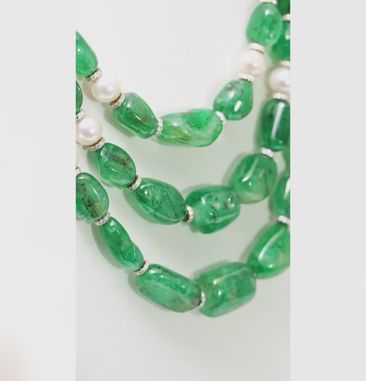 Exotic Diamond Ring Emerald with Pearl Necklace