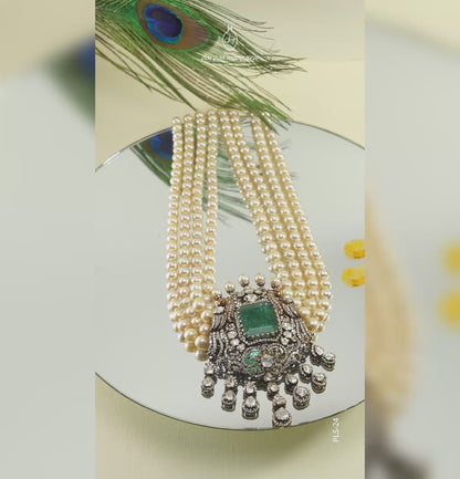 Sophisticated Pearl Polki Necklace Set