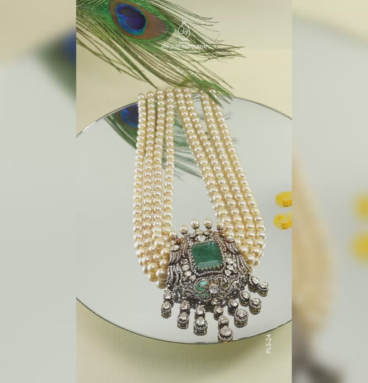 Sophisticated Pearl Polki Necklace Set