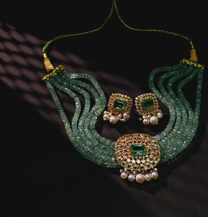 Striking Stone Emerald Choker