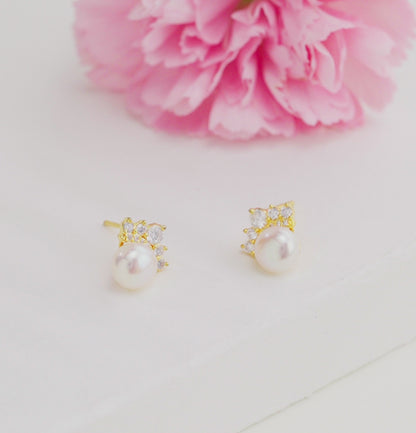 Artistry White Stone Freshwater Pearl Stud Earrings