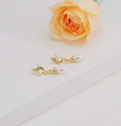 Sparkling White Mix Freshwater Pearl Hanging Studs Earrings