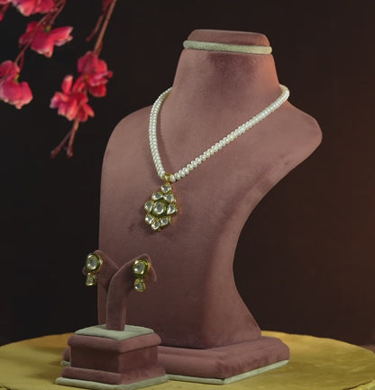 Soulful White Stone Freshwater Pearls Necklace Set