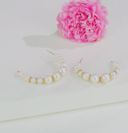 Lustrous White Freshwater Pearl Designer Hoop Earring