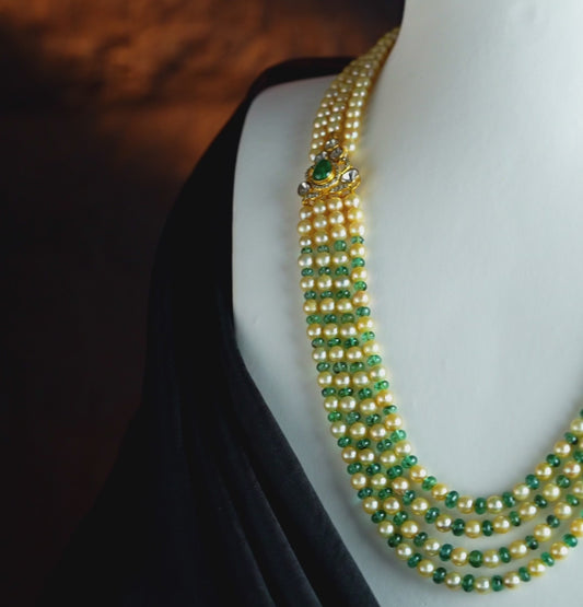 Exquisite Emerald Stone Side Piece Necklace