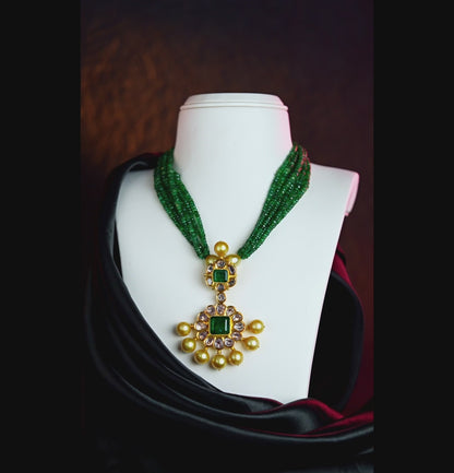 Intricate Polki Emerald Necklace