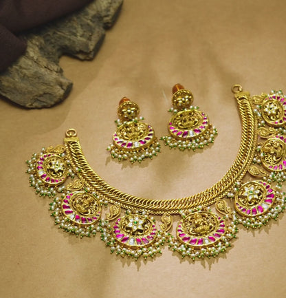 Heritage Emerald Kundan Gutta Pusalu