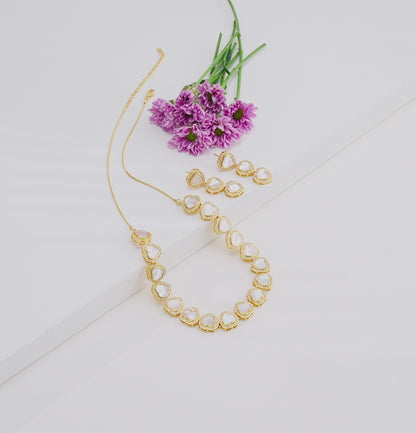 Glamorous Near Round Pearl Choker Set