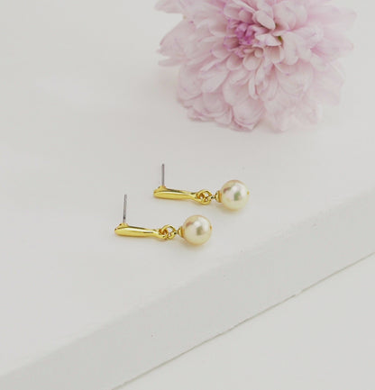 7.0-8.0mm Golden Round Akoya Saltwater South Sea Pearl Hanging Earrings