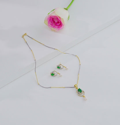 Exotic Green Stone Freshwater Pearl Necklace Set