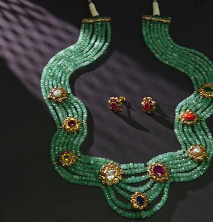 Glamorous Emerald Navratan Side Pieces Necklace