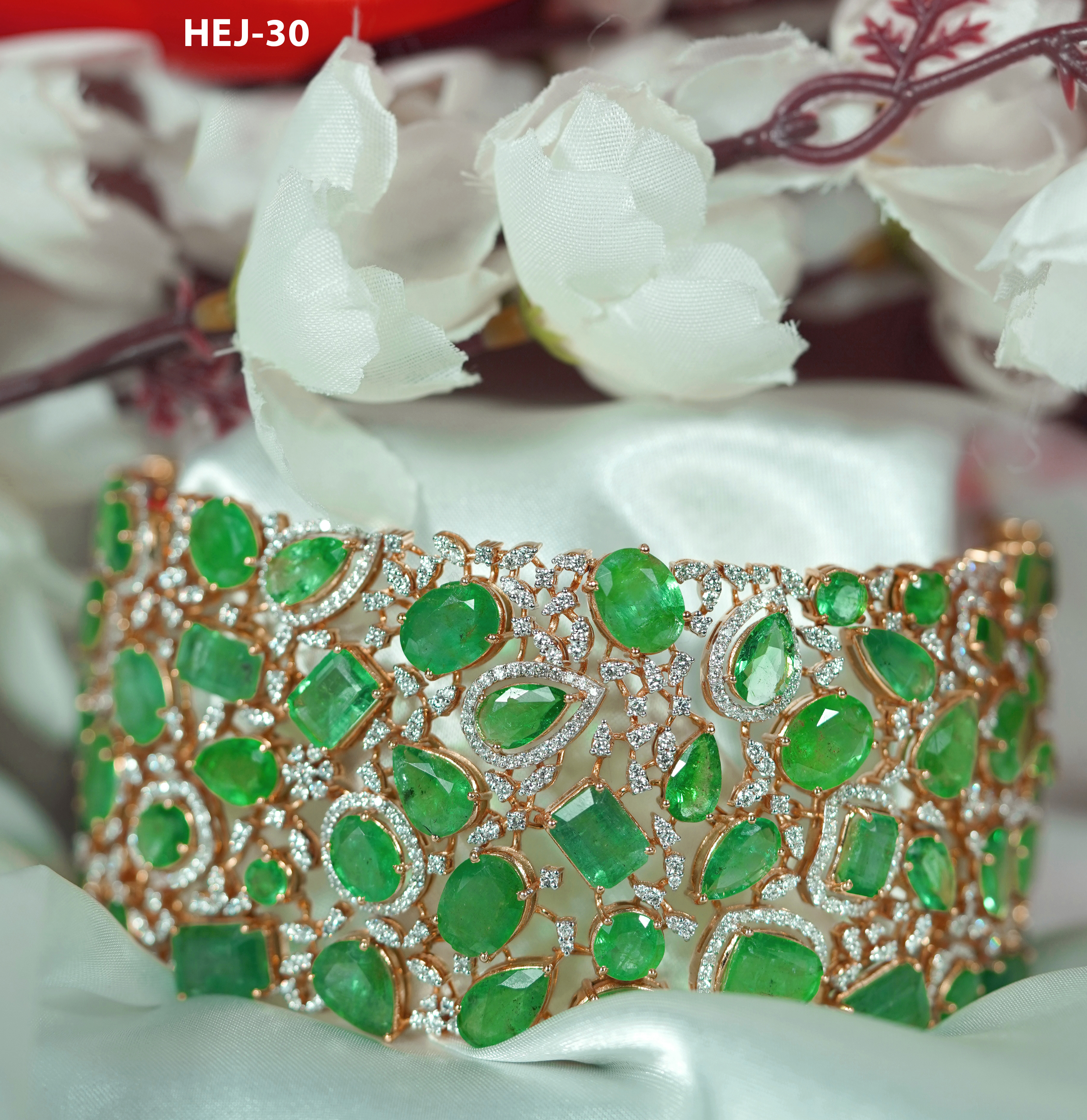 Rubans Rhodium Plated Zirconia and Emerald Studded Bracelet